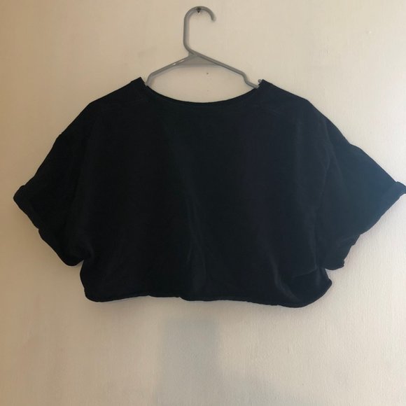 CROPPED CHAMPION BLACK SHIRT - Picture 4 of 4